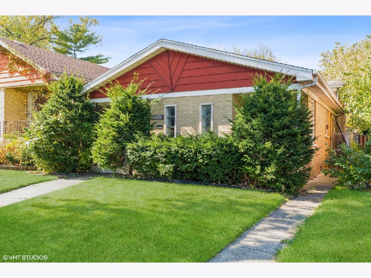 Homes & Condos & Townhomes Sold Ivanhoe Riverdale Illinois, 14220 Stewart