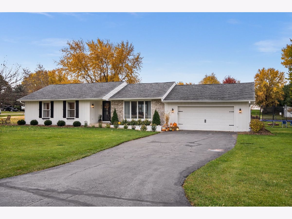 Homes Sold Valley View Kingston Illinois, 8596 Heath
