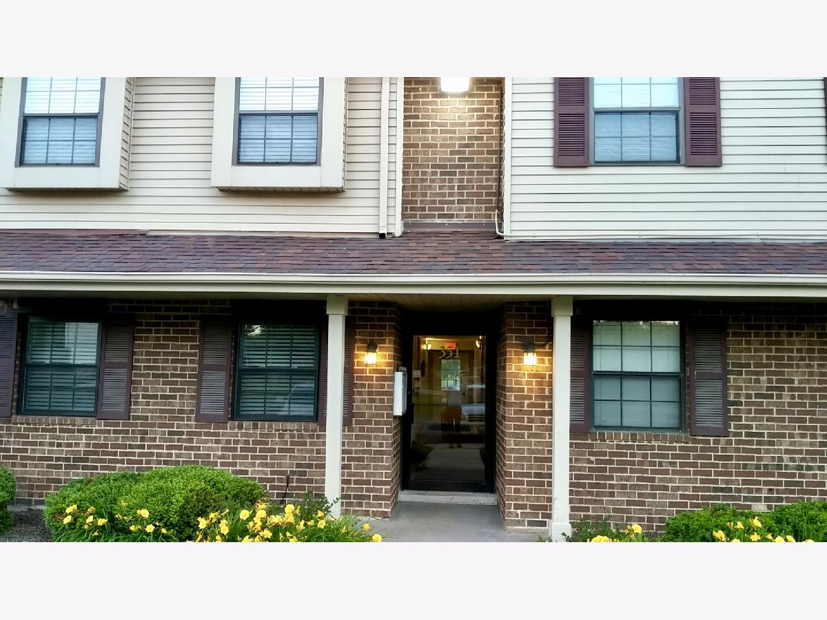 Condos & Townhomes Sold Jefferson West Naperville Illinois, 351 Whispering Hills