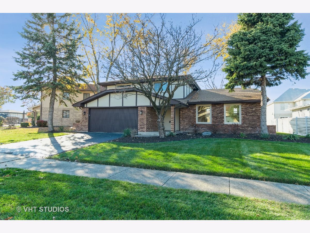 Homes Sold Volbrecht Grove South Holland Illinois, 17200 Bennett