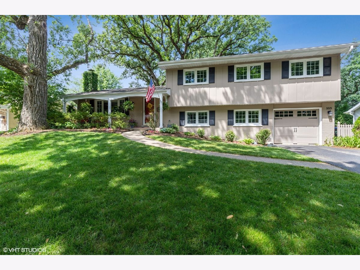 Homes Sold Blueberry Hill Libertyville Illinois, 169 Blueberry
