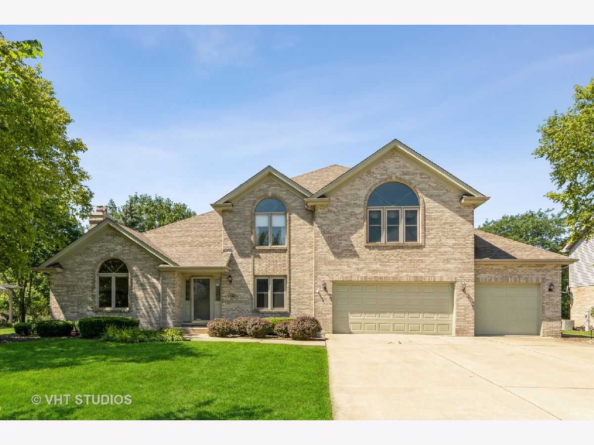 Homes Rented Charrington Estates Frankfort Illinois, 21394 Brown