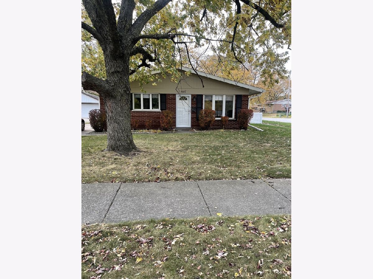  Rented Thornton Illinois, 820 Park