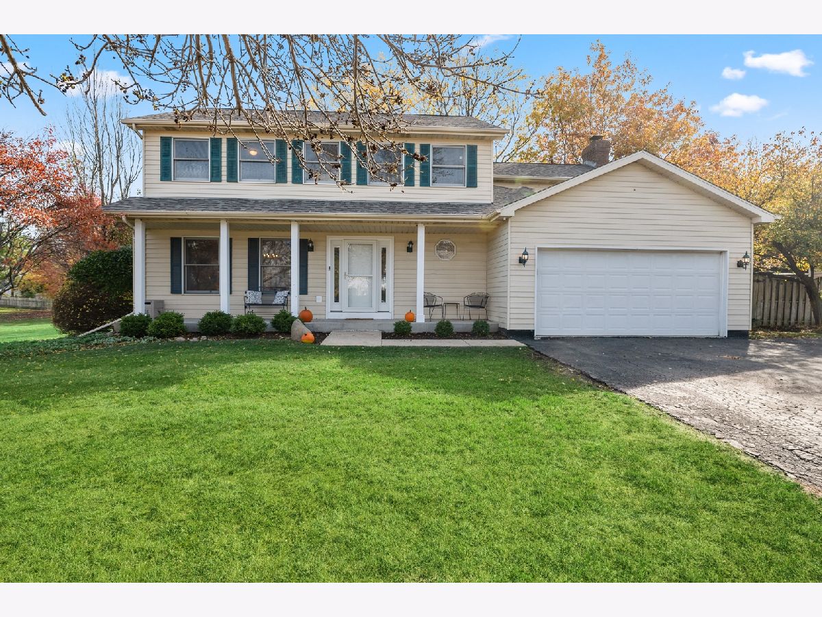 Homes & Townhomes Sold Prairie Towne Grayslake Illinois, 355 Kerry
