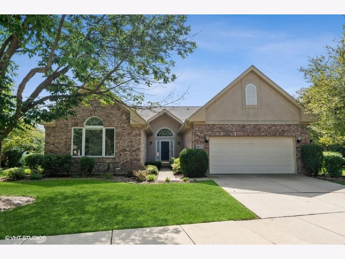 Townhomes & Homes Sold Cotswold Northbrook Illinois, 2577 Cotswolds