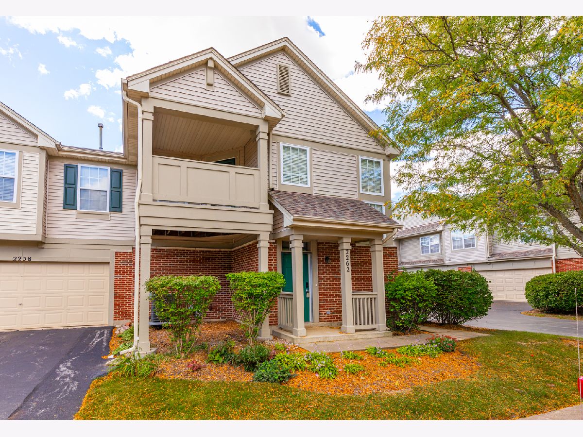 Townhomes & Condos & Homes Sold Greenwich Square Geneva Illinois, 2262 Rockefeller