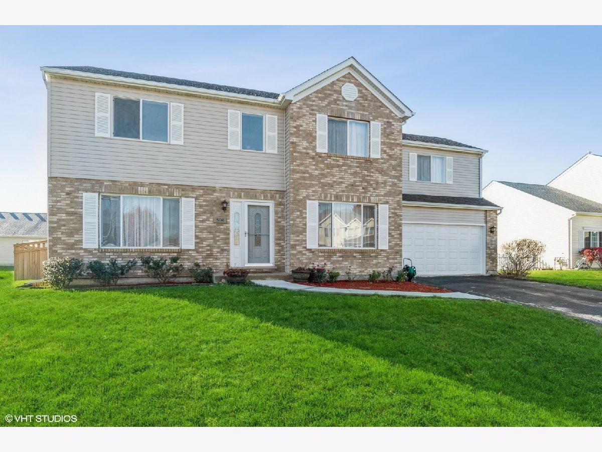 Homes Sold Pheasant Chase Bolingbrook Illinois, 504 Pheasant Chase