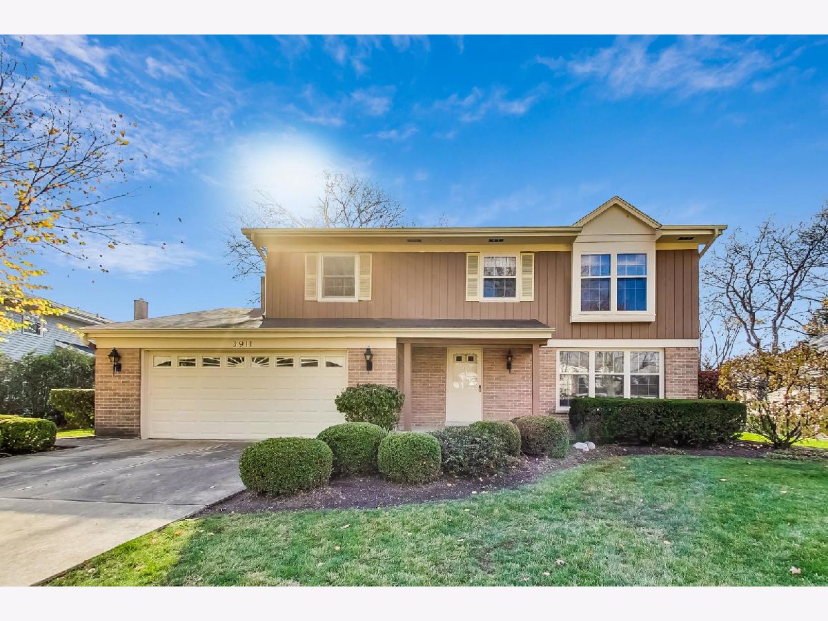 Homes Sold Huntington Northbrook Illinois, 3911 Russett
