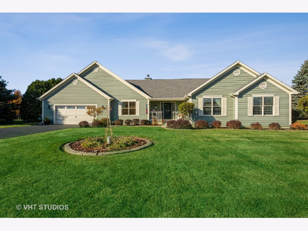 Homes Sold Deerwood Estates Mchenry Illinois, 713 Woodridge