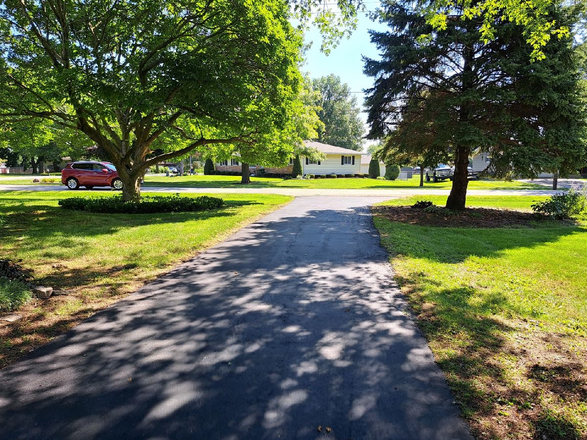 927 Latham Street, Sandwich, Illinois 60548 MLS 11664473 WinterCohen