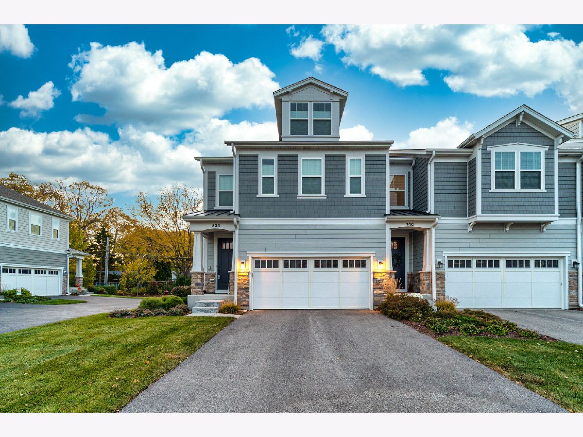 Condos & Townhomes Sold Riverbank Crossing Geneva Illinois, 734 Riverbank