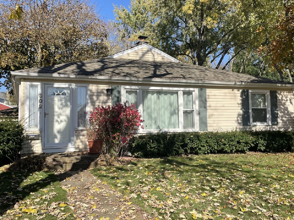 Homes Sold Pleasant Hill Palatine Illinois, 302 Glade