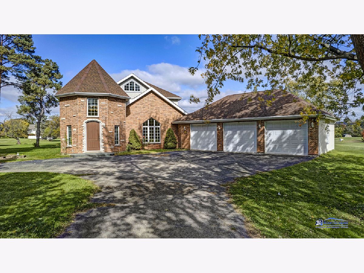 Homes Rented Meadow Haven Libertyville Illinois, 5644 Jefferson