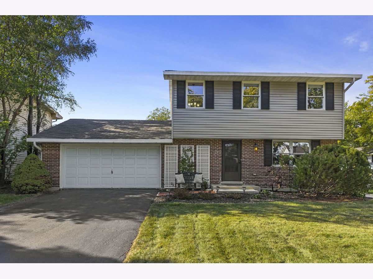 Homes Sold Sycamore Run Westmont Illinois, 410 Beechwood