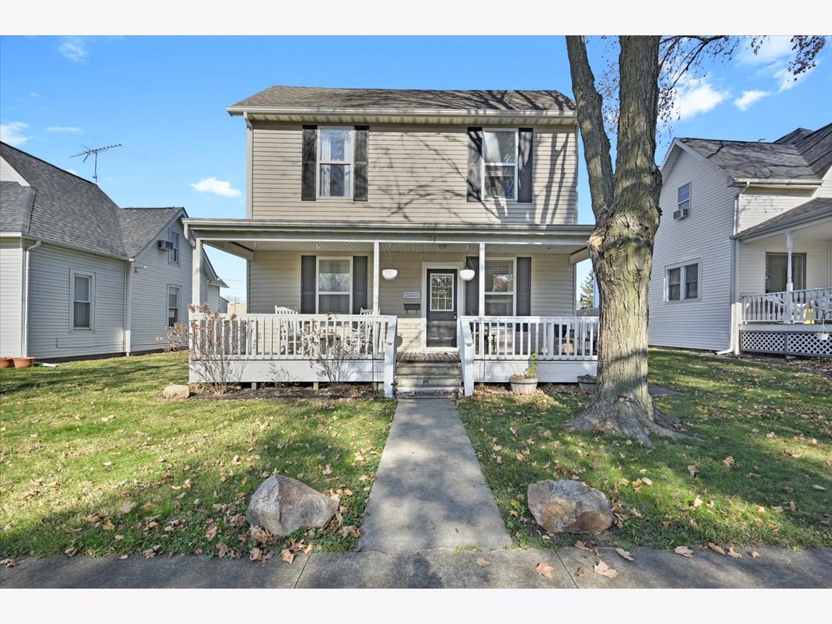 Homes Sold Orig Town Of Tuscola Tuscola Illinois, 108 Daggy
