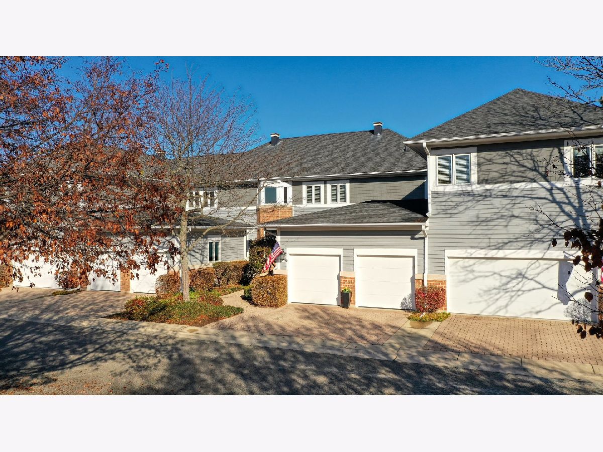 Townhomes & Homes Sold Seven Bridges Courts Woodridge Illinois, 8 Mashie