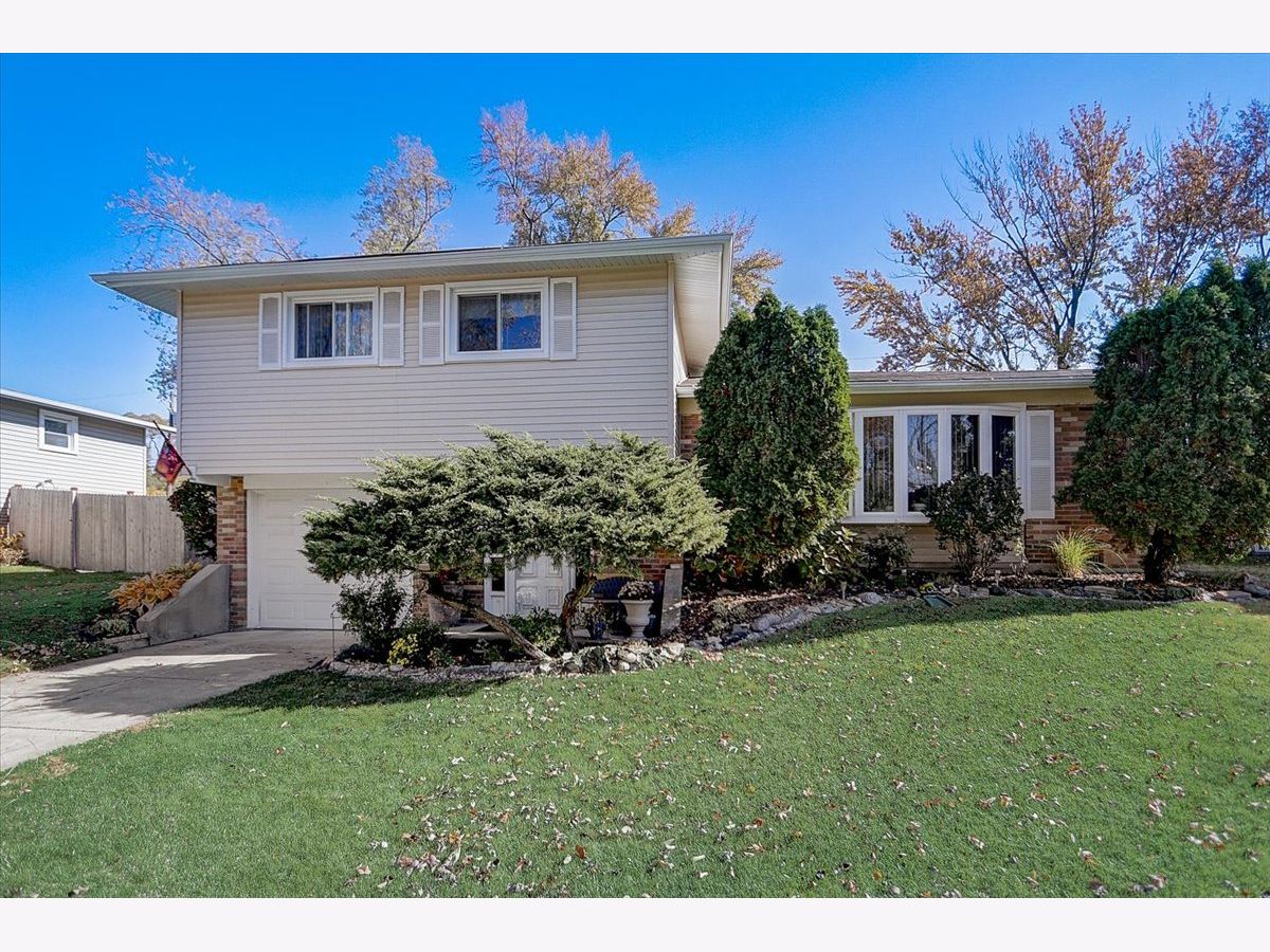 Homes Sold El Morro Oak Forest Illinois, 15019 Parkside