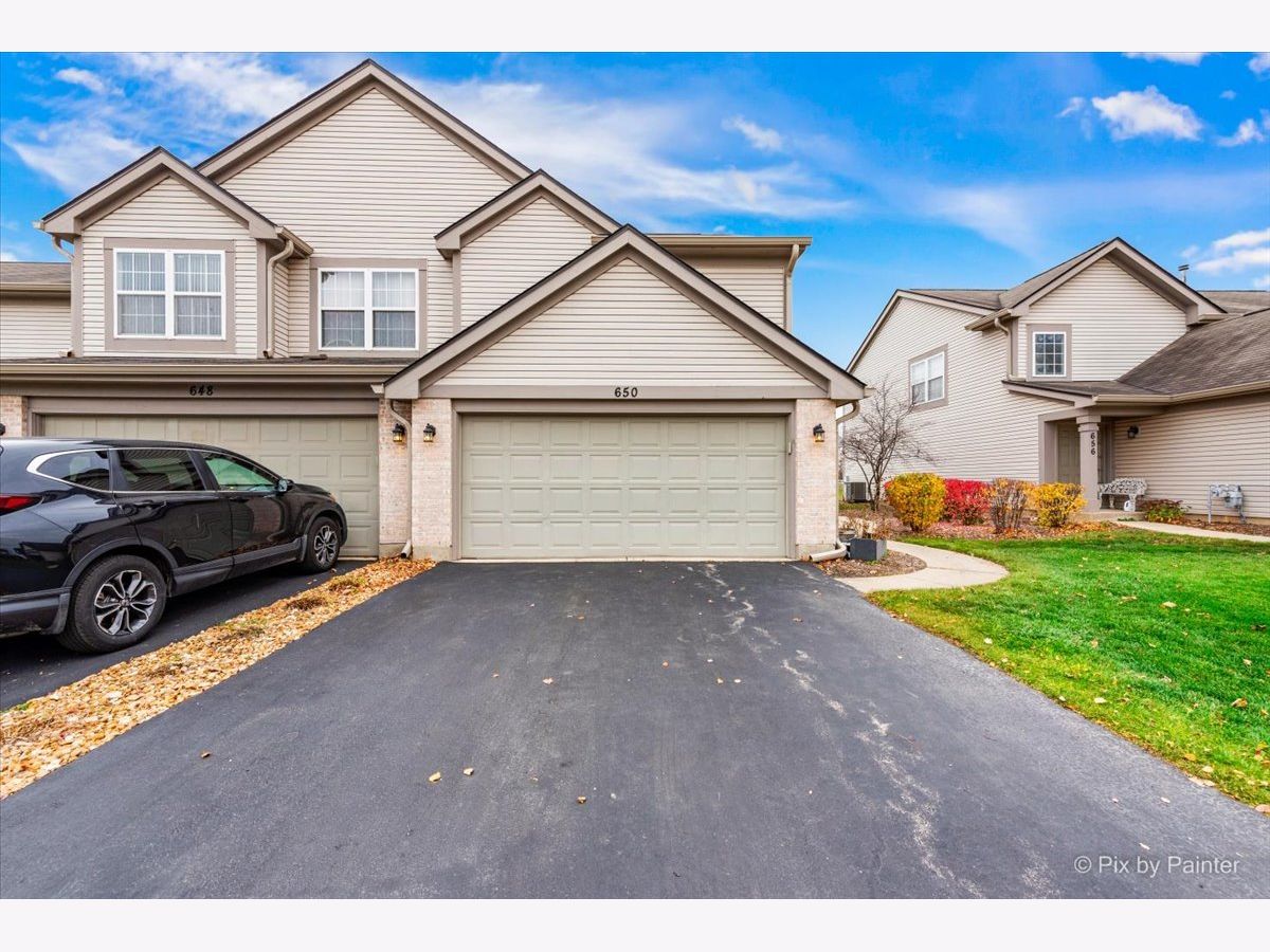 Townhomes & Homes Sold Woodbridge Elgin Illinois, 650 Lancaster