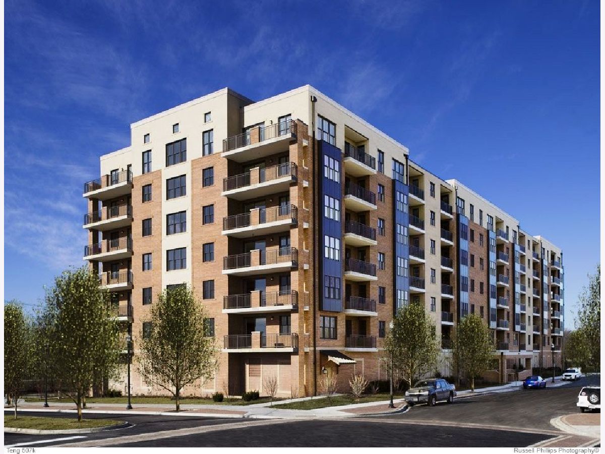 Condominiums Rented Cardinal Square Mundelein Illinois, 300 Anthony