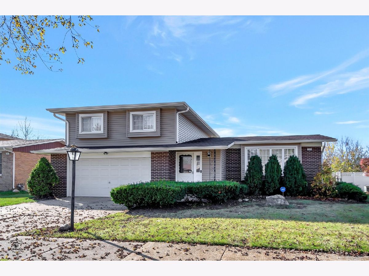 Homes Sold Lakewood Manor Richton Park Illinois, 22604 Lakeshore
