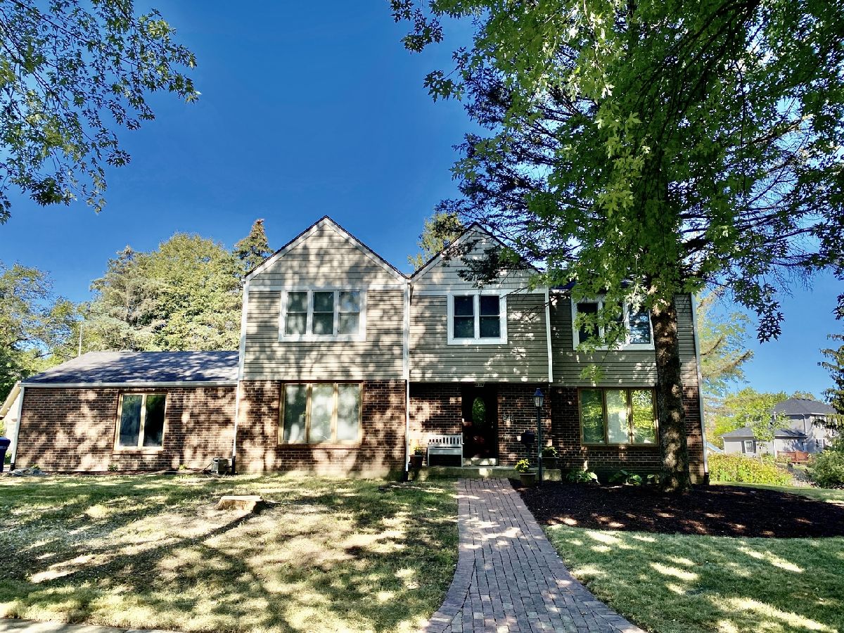 Homes Sold Country Club Estates Dekalb Illinois, 649 Joanne