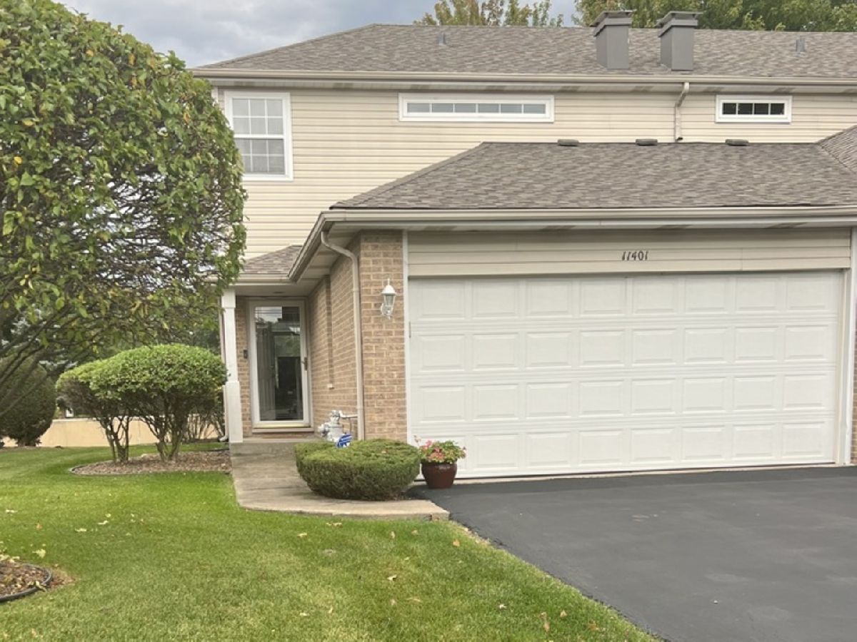Condos & Townhomes & Homes Sold Chapel Hill Alsip Illinois, 11401 Peach Tree
