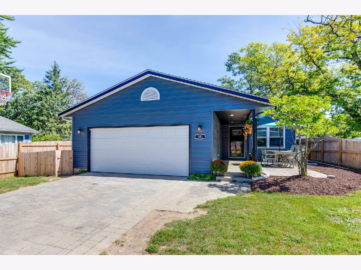 Homes Sold Villa Wood Lake Villa Illinois, 141 Oak Lane