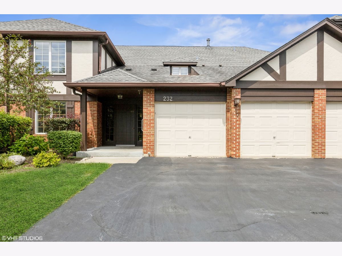 Stanhope Square Willowbrook IL, Condominiums For Sale & For Rent