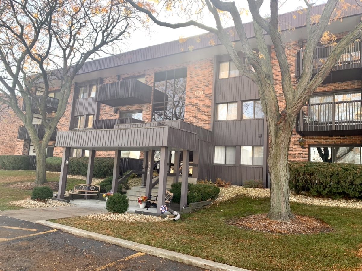Woodlawn Terrace Joliet IL, Condominiums For Sale & For Rent Sadie