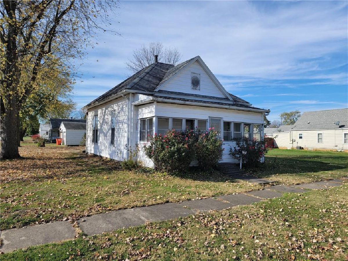  Sold Sullivan , 303 Grant