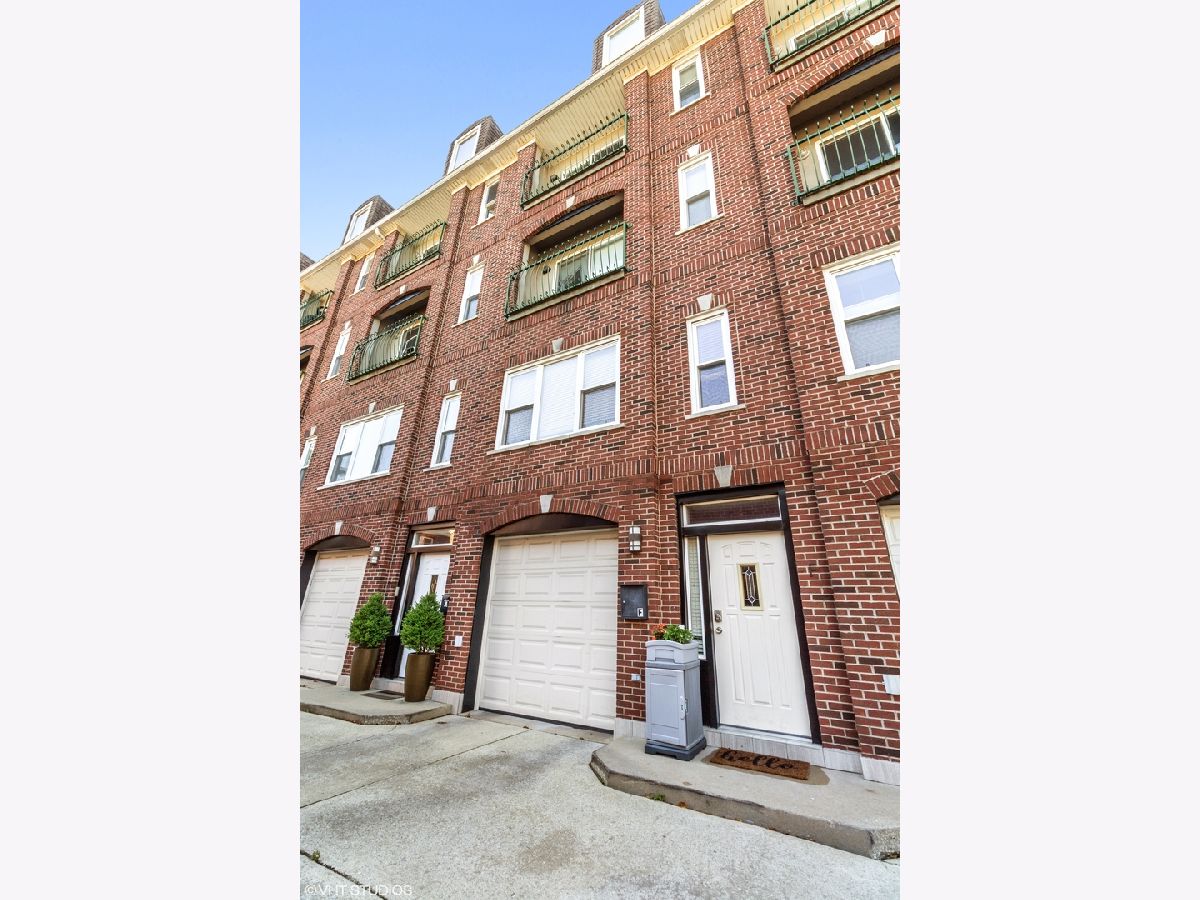 Condos & Townhomes & Homes Rented Sheridan Park Chicago Illinois, 4438 Racine