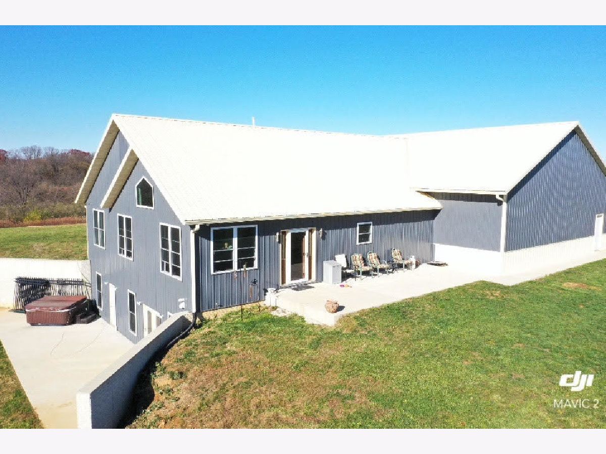  Sold Dewitt Illinois, 10865 Lake