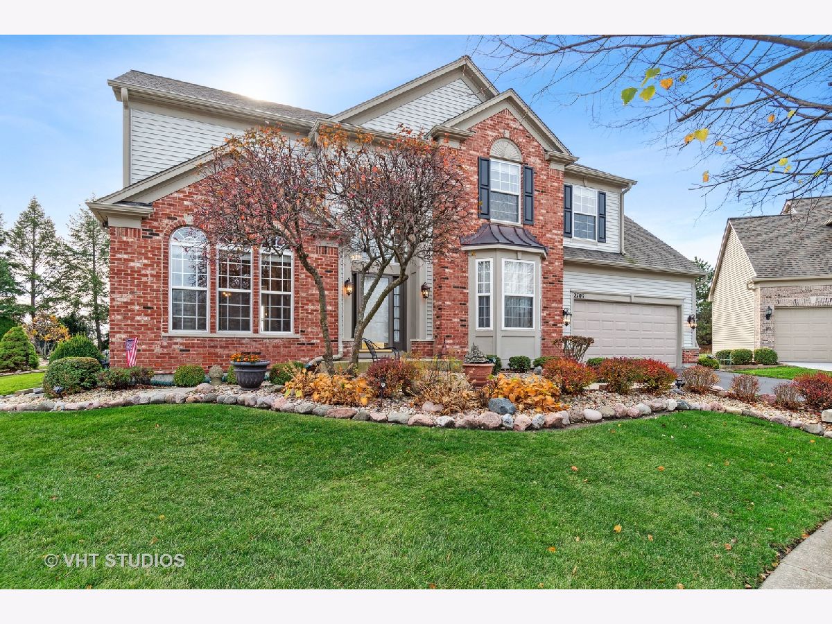 Townhomes & Homes Sold Country Club Village Aurora Illinois, 2709 Hamman