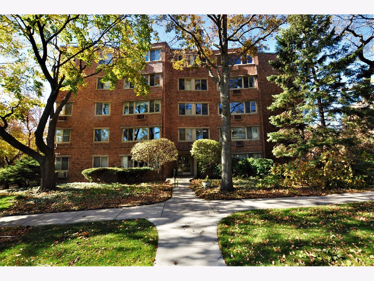 Condos & Townhomes Sold Winchester Hood Extension B Chicago Illinois, 1922 Hood