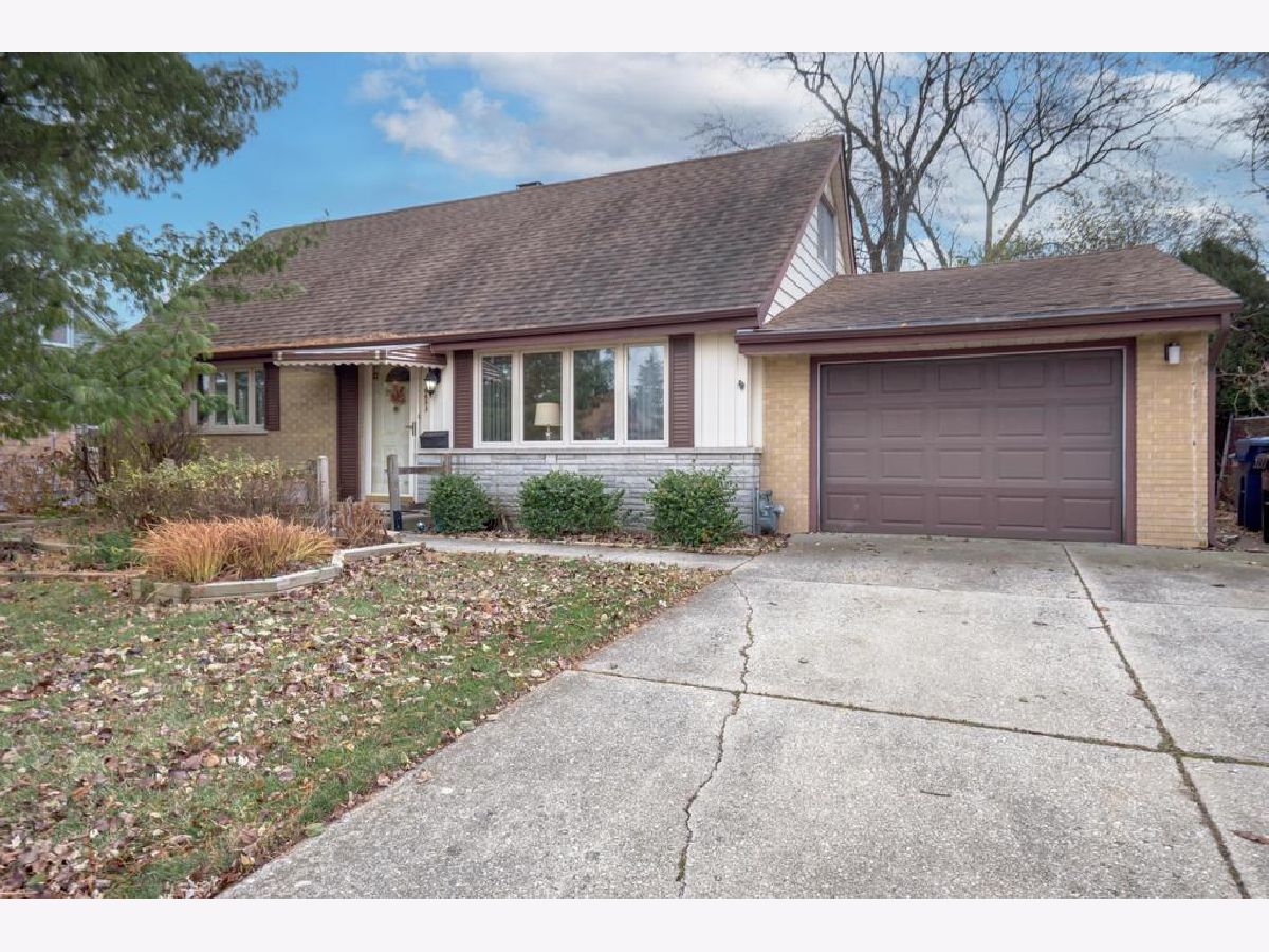 Homes Sold Southfield Bridgeview Illinois, 6853 Olympic