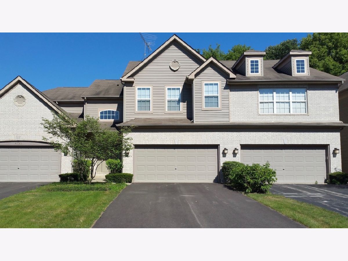 Townhomes & Condos Sold Cobblestone Woods Crystal Lake Illinois, 2727 Cobblestone