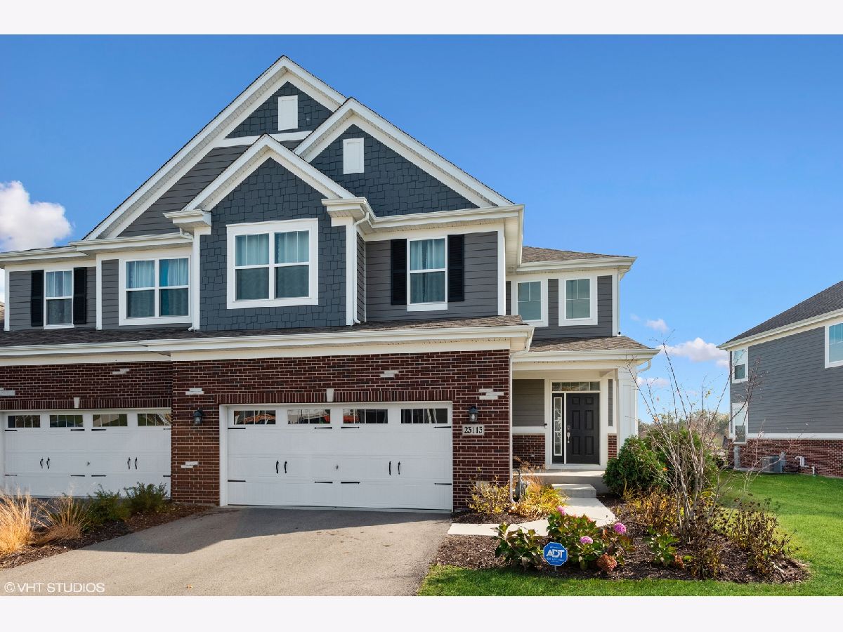 Condos & Townhomes Sold The Townes Of Westbury Kildeer Illinois, 23113 Pinehurst