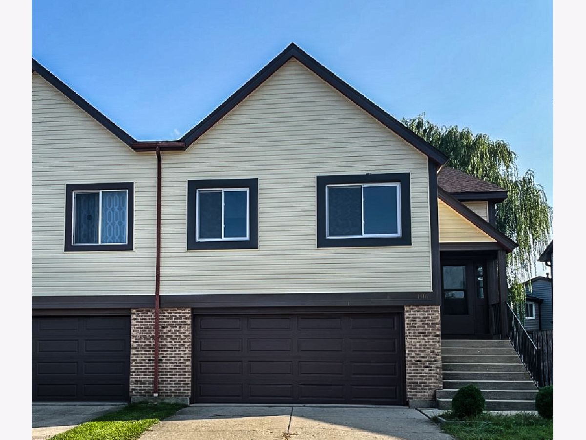 Townhomes Sold Malibu Wheeling Illinois, 1416 Chippewa