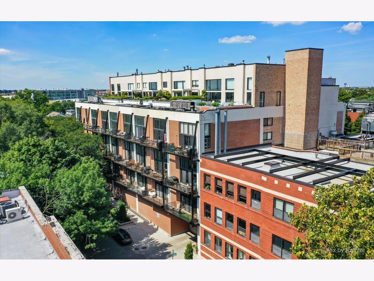 Condominiums Sold Willow Square Chicago Illinois, 2012 Saint Paul