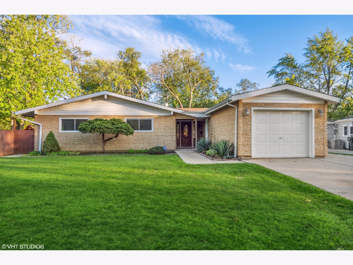 Homes Sold Westfield Glenview Illinois, 453 Elder