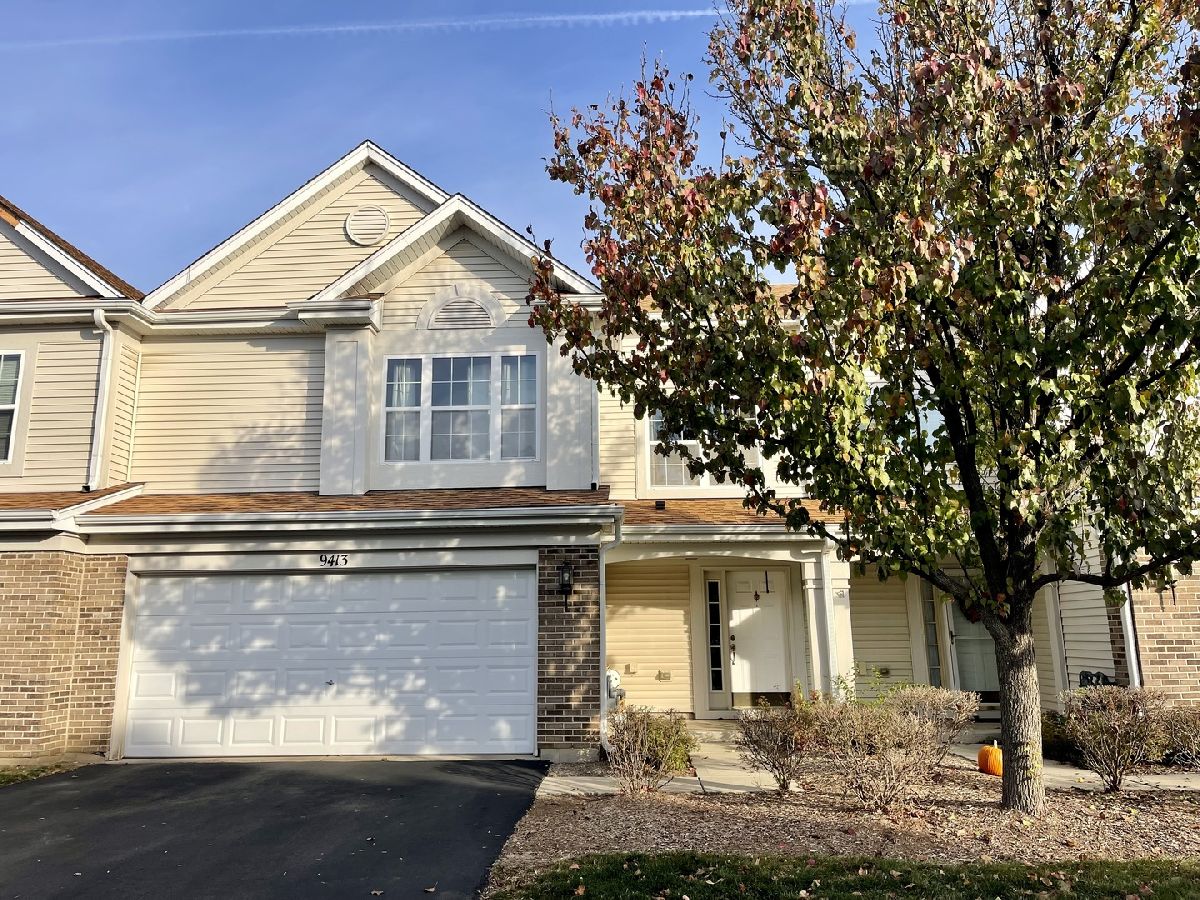 Homes & Townhomes & Condos Rented Covington Lakes Huntley Illinois, 9413 Rainsford