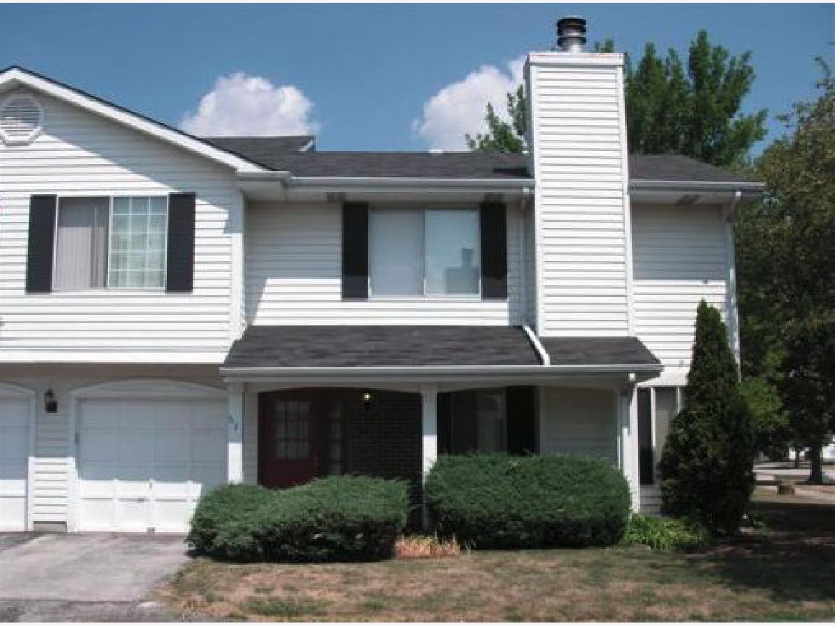 Homes & Townhomes & Condos Rented Creekside Matteson Illinois, 7 Red Barn