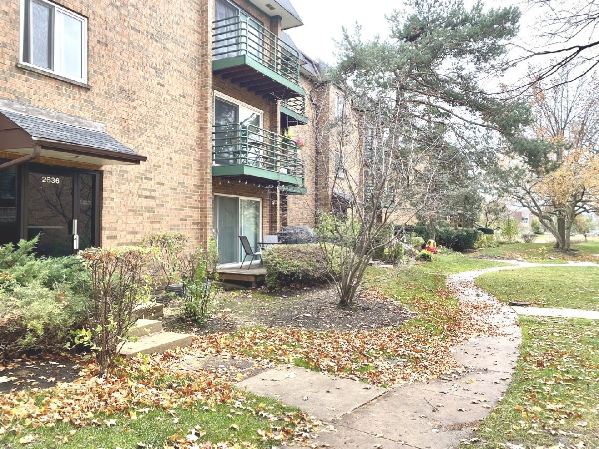 Condominiums Rented Hidden Ponds Schaumburg Illinois, 2636 Pirates