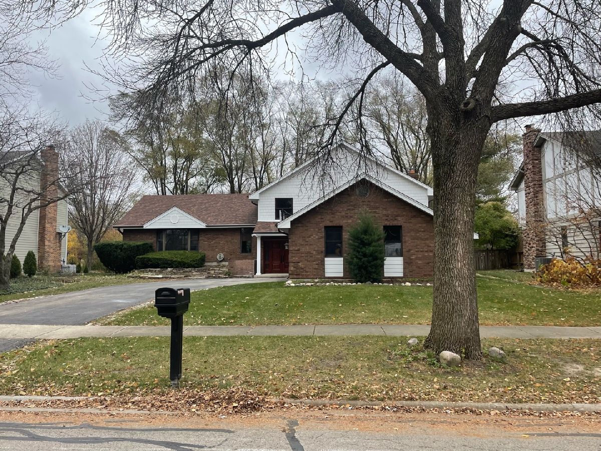 Homes Sold Buttonwood Naperville Illinois, 610 Thornapple