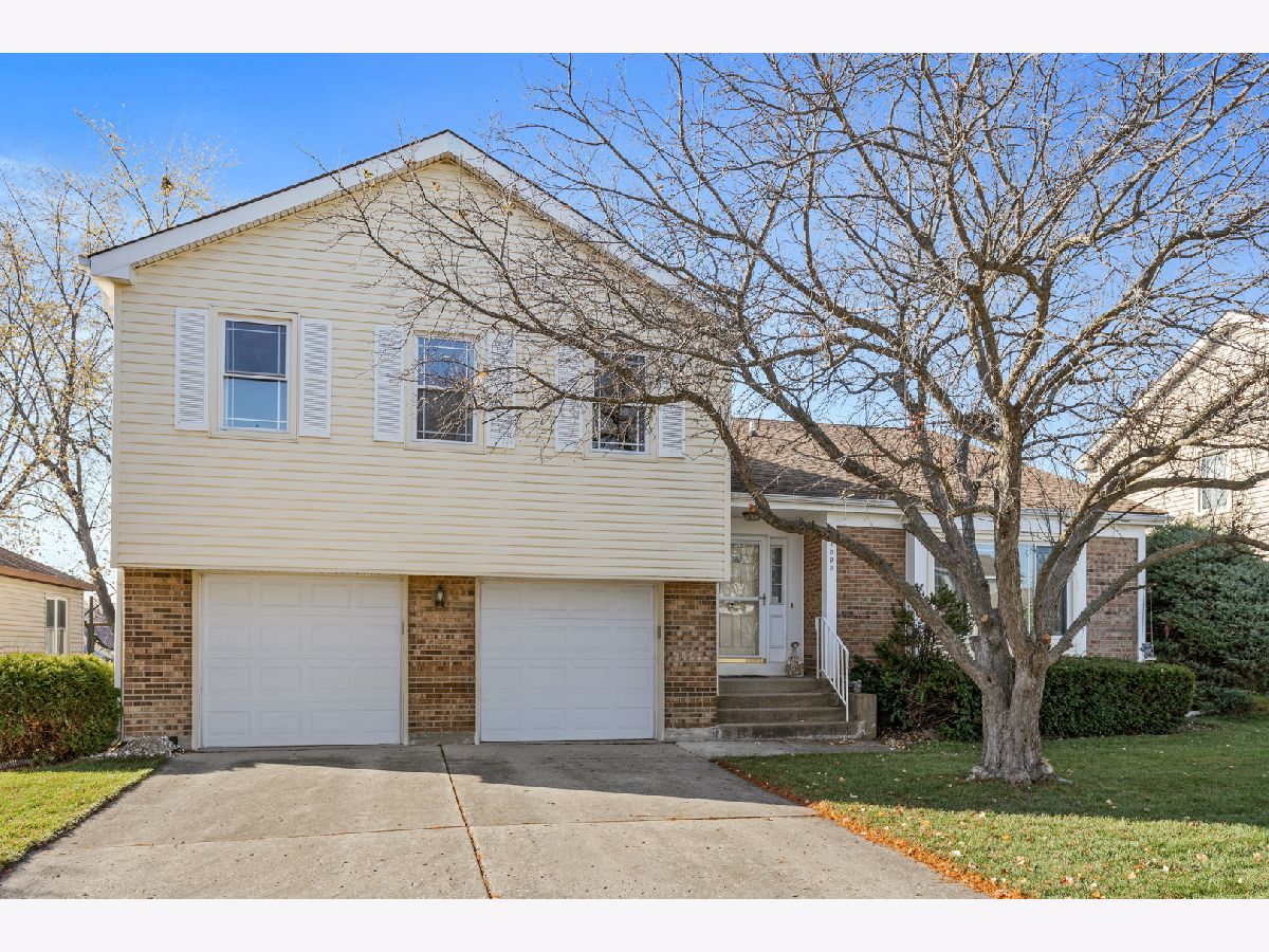 Homes Sold Hoffman Hills Hoffman Estates Illinois, 1090 Darlington