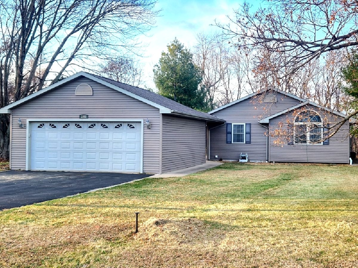 Lake Wildwood Varna IL, Homes For Sale & For Rent Sadie Winter Dana Cohen