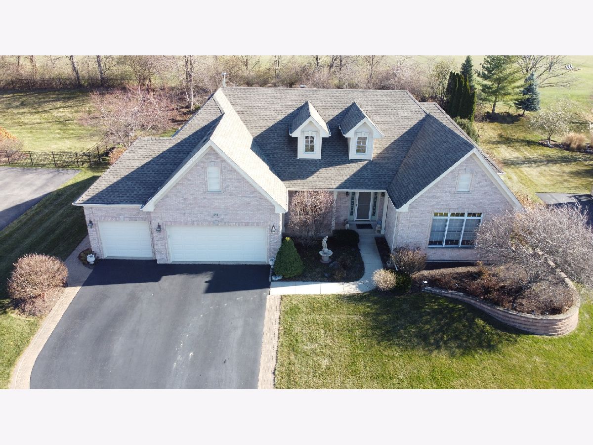 Homes Sold Reserves Of Woods Creek Algonquin Illinois, 681 Woods Creek