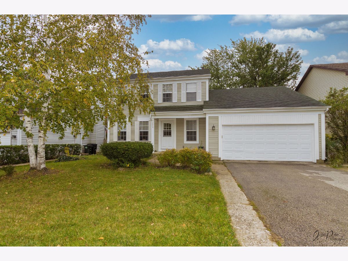 Homes & Townhomes Rented Cambridge Country Mundelein Illinois, 1301 Edington