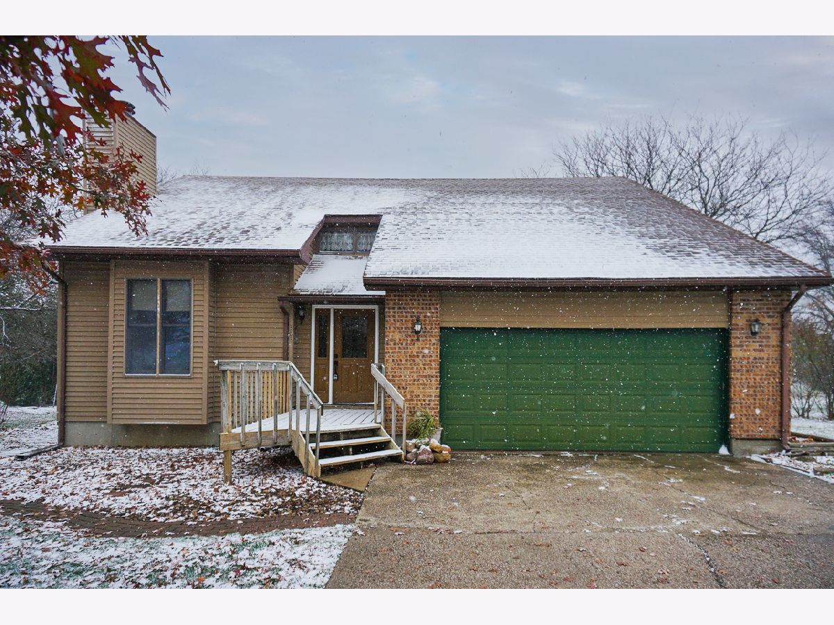 Homes Sold Golden Eagle Estates Leroy Illinois, 303 Blue Jay