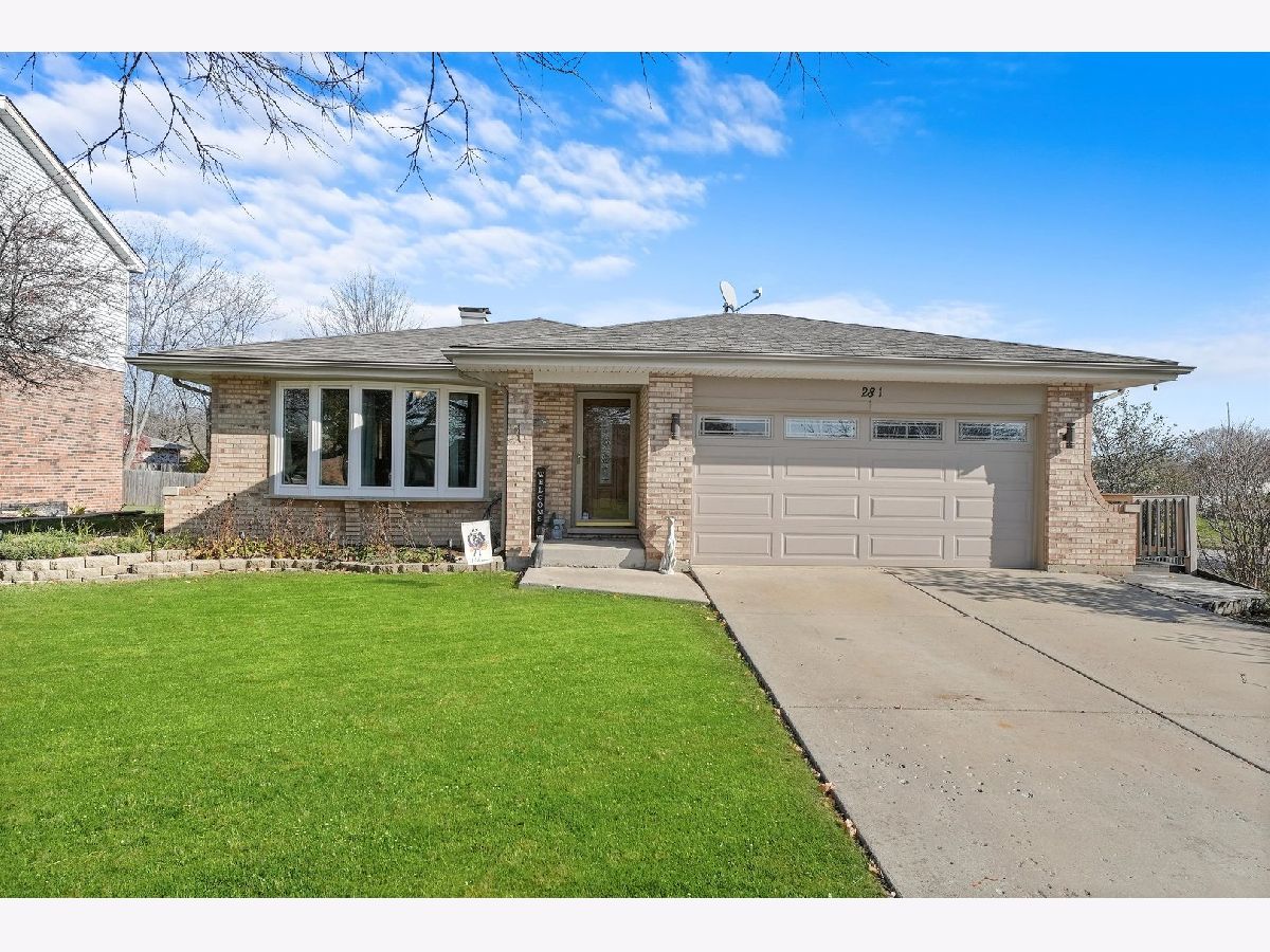 Homes For Sale Farmingdale Village Downers Grove Illinois, 10S281 Wallace Drive